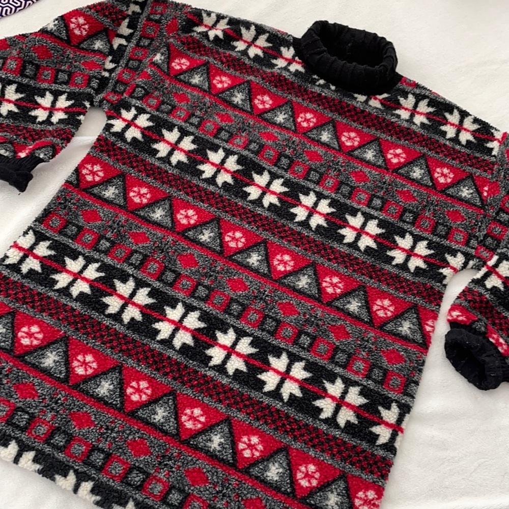 V Sport oversized fair isle style tunic sweater size Small